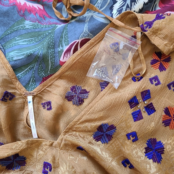 SOLD Free People Music In Time Embellished Sleeve - Picture 9 of 15